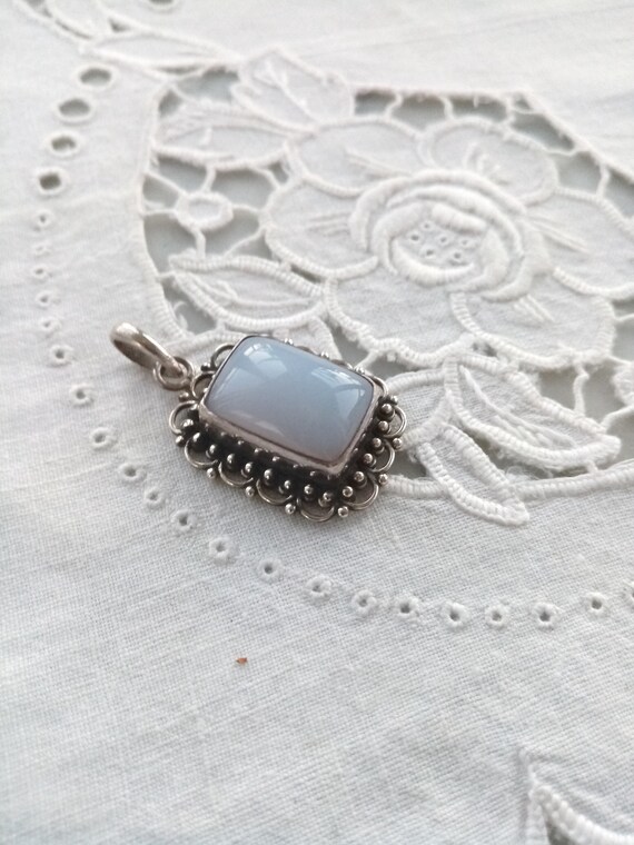 Rectangular pendant with natural white agate in s… - image 4