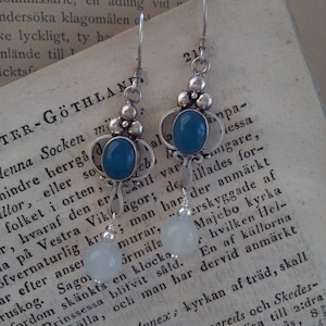Earrings with blue chalcedony agate in artisan handmade 925 sterling silver