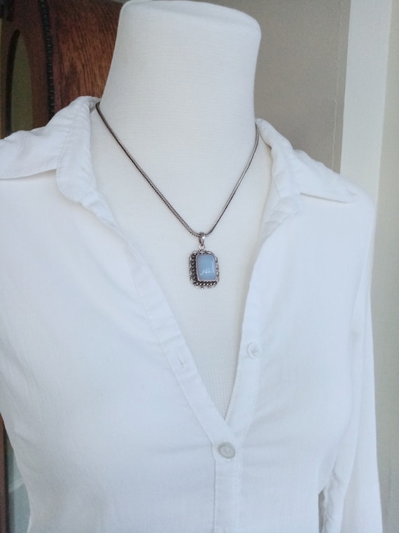 Rectangular pendant with natural white agate in s… - image 8