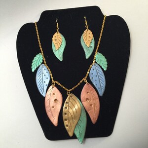 Hanging leaf statement neclace and earing set