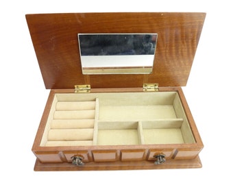Centurion Vintage Jewelry Storage - Elegant Wooden Box for Rings and Bracelets