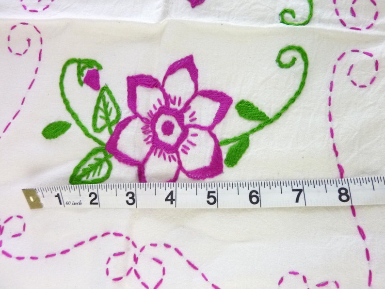 Vintage Embroidered Placemats Large Napkins Set of 2 Pear and Flower 60/'s 70/'s
