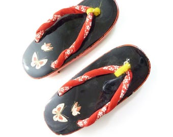 Vintage Japanese Kids Geta Sandals Lacquer Wood Butterfly Hand Painted 18cm 5y