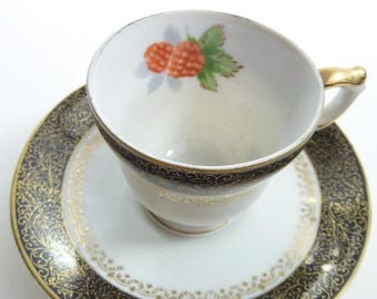 Vintage Teacup Japan Raspberry