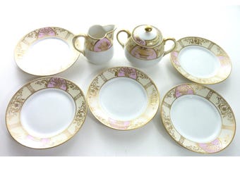 Juego de té vintage Noritake rosa con estampado floral, azucarero, lechera, 5 platos con borde dorado, fabricado en Japón.