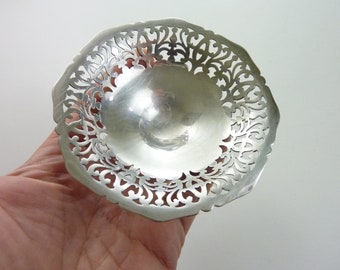 Vintage Small Candy Dish Filigree Metal Footed Calling Card Dish Nut Bowl