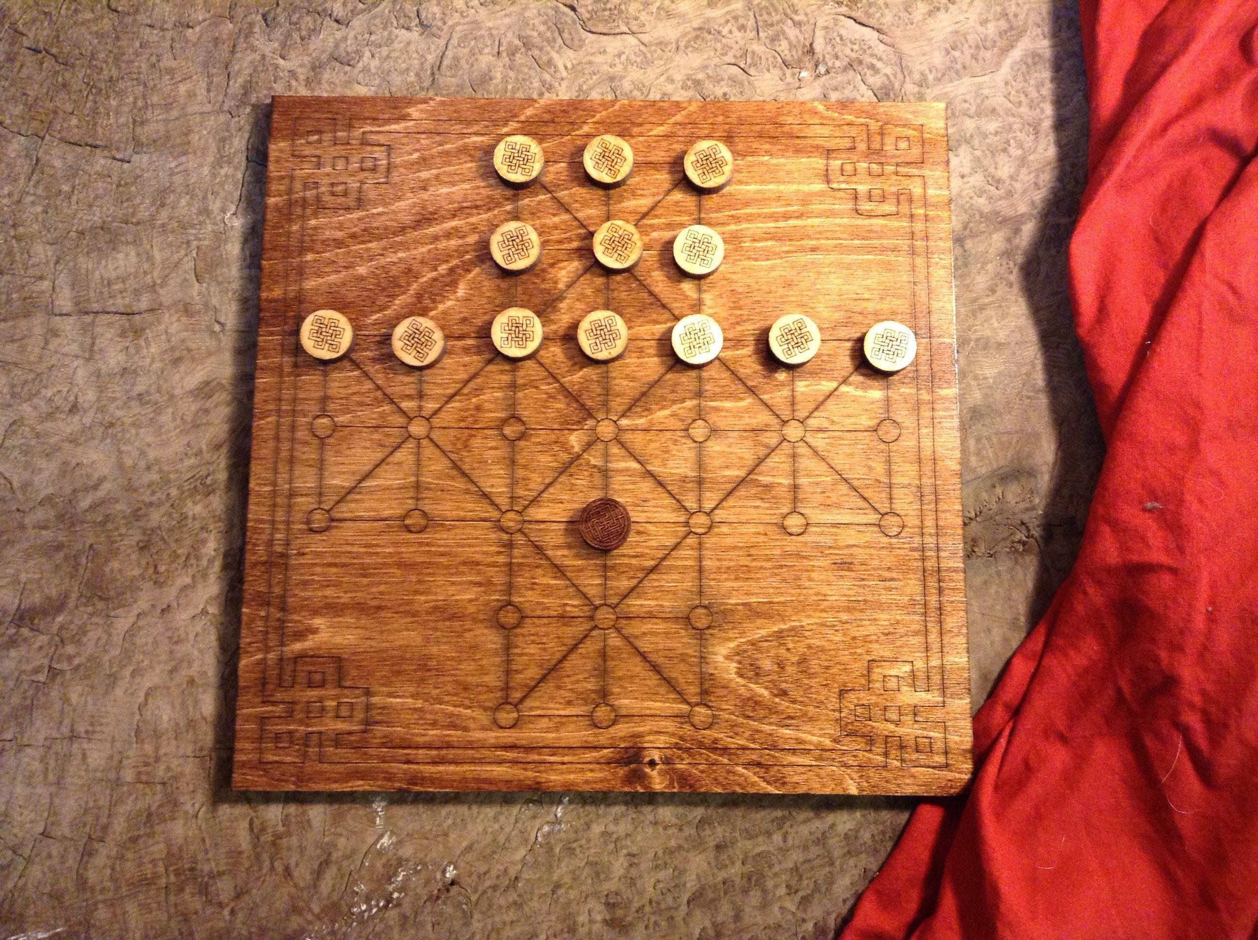 Fox And Geese Board Game