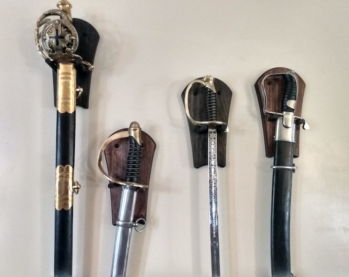 Saber Specific Vertical Sword Display