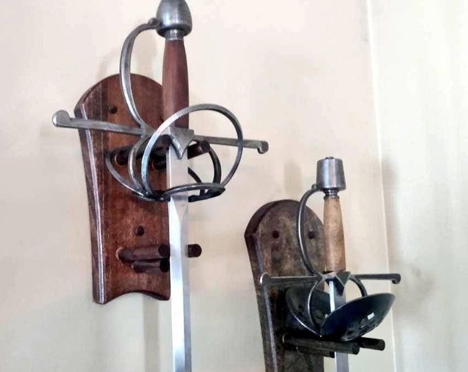 Rapier Specific Vertical Sword Display