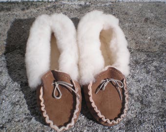 Pantoufles d’hiver en peau de mouton mocassins