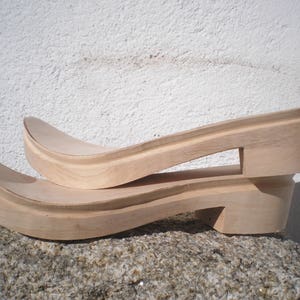 Suole in legno Suole in legno per calzaturifici Suole in legno per zoccoli Fabbricazione di zoccoli Zoccoli da uomo