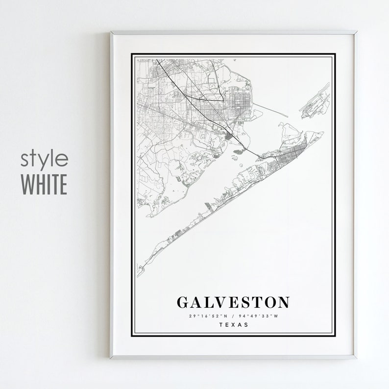 Pode incluir: Impress&atilde;o de mapa em preto e branco de Galveston, Texas. O mapa mostra as ruas e a costa da cidade. O texto "GALVESTON 29&deg;16'52"N / 94&deg;49'33"W TEXAS" est&aacute; impresso abaixo do mapa.