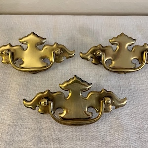 3 Vintage Brass Colonial Drawer Pulls: Classic Hardware