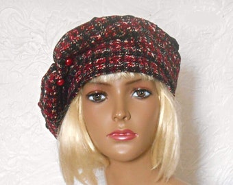 Red hat, Women's beret, Winter beret, Checkered hat, Red beret, Women's winter hat