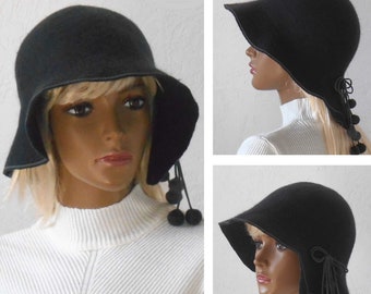 Gray Wool Hat, Felted Hat for Women, Ladies Winter Hats, Pom Pom Hat, Gray winter hat