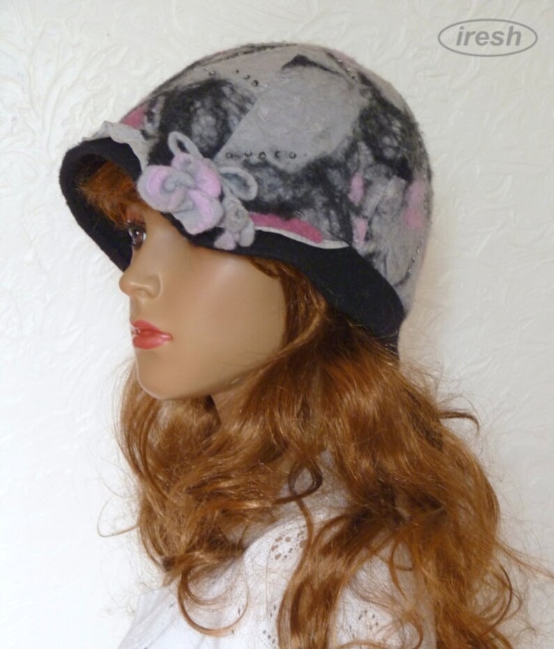 Black Winter Hat, Warm Hat Cloche, Gray Felted Hat, Woolen Black Hat