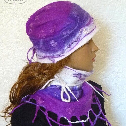 Purple Beanies, Purple woolen beanies, Woolen scarf, Felted shops beanie hat, Felted violet scarf, Hat and Scarf, White Purple