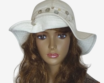 Cappello da donna in lino bianco latte – cappello estivo ecologico con ricamo di perline
