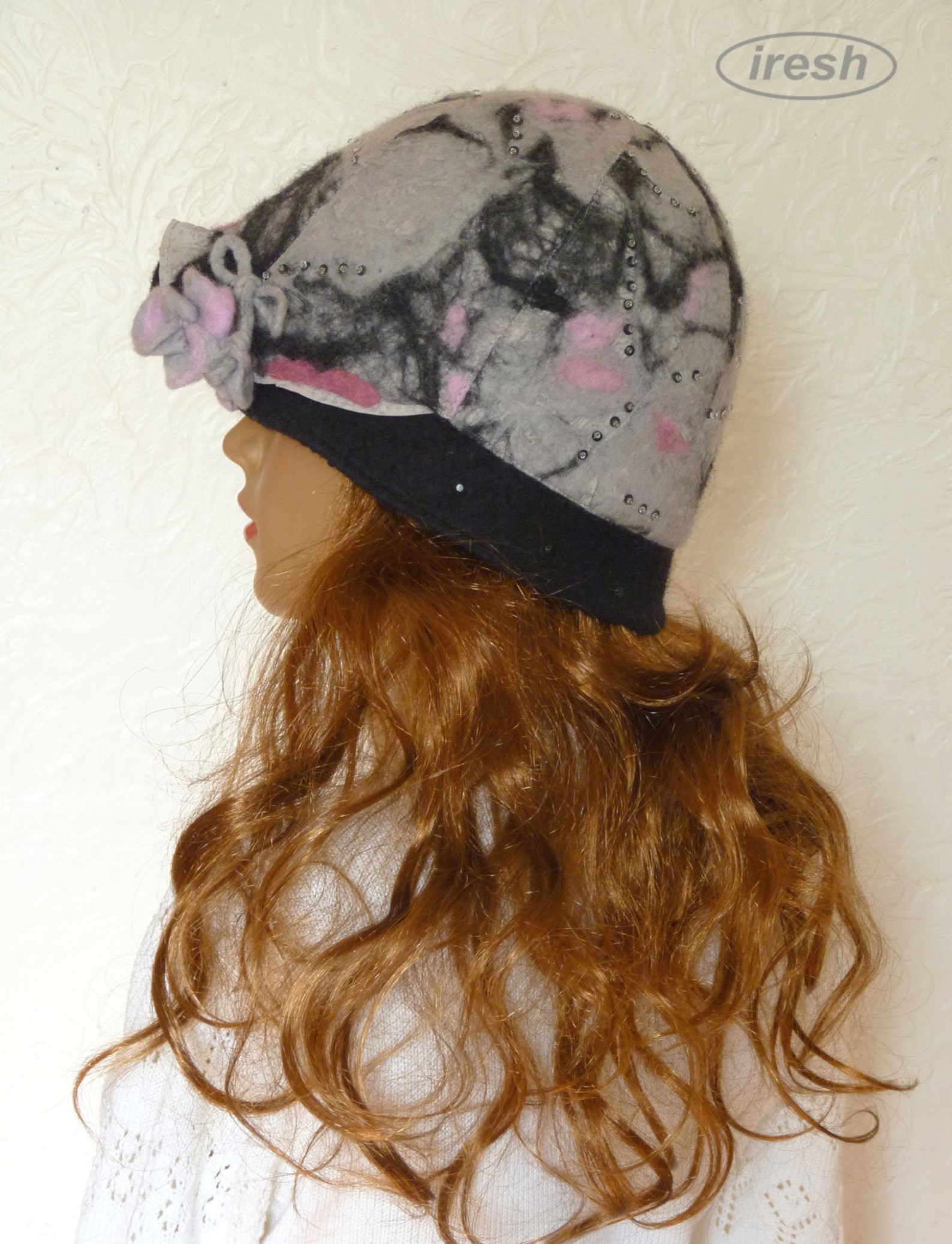 Black Winter Hat, Warm Hat Cloche, Gray Felted Hat, Woolen Black Hat