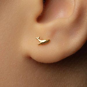 Humpback Whale Stud, Threadless Flat Back Earring, Minimalist Style, C-SS1373