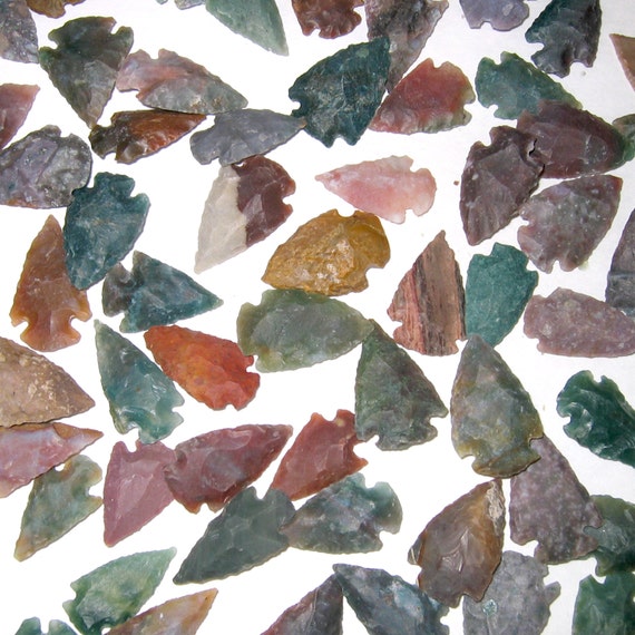 COLLECTING CRAFTS 5 KNAPPED 3 7/8" to 4 1/2" NEW AGATE ARROWHEADS FOR RESALE 