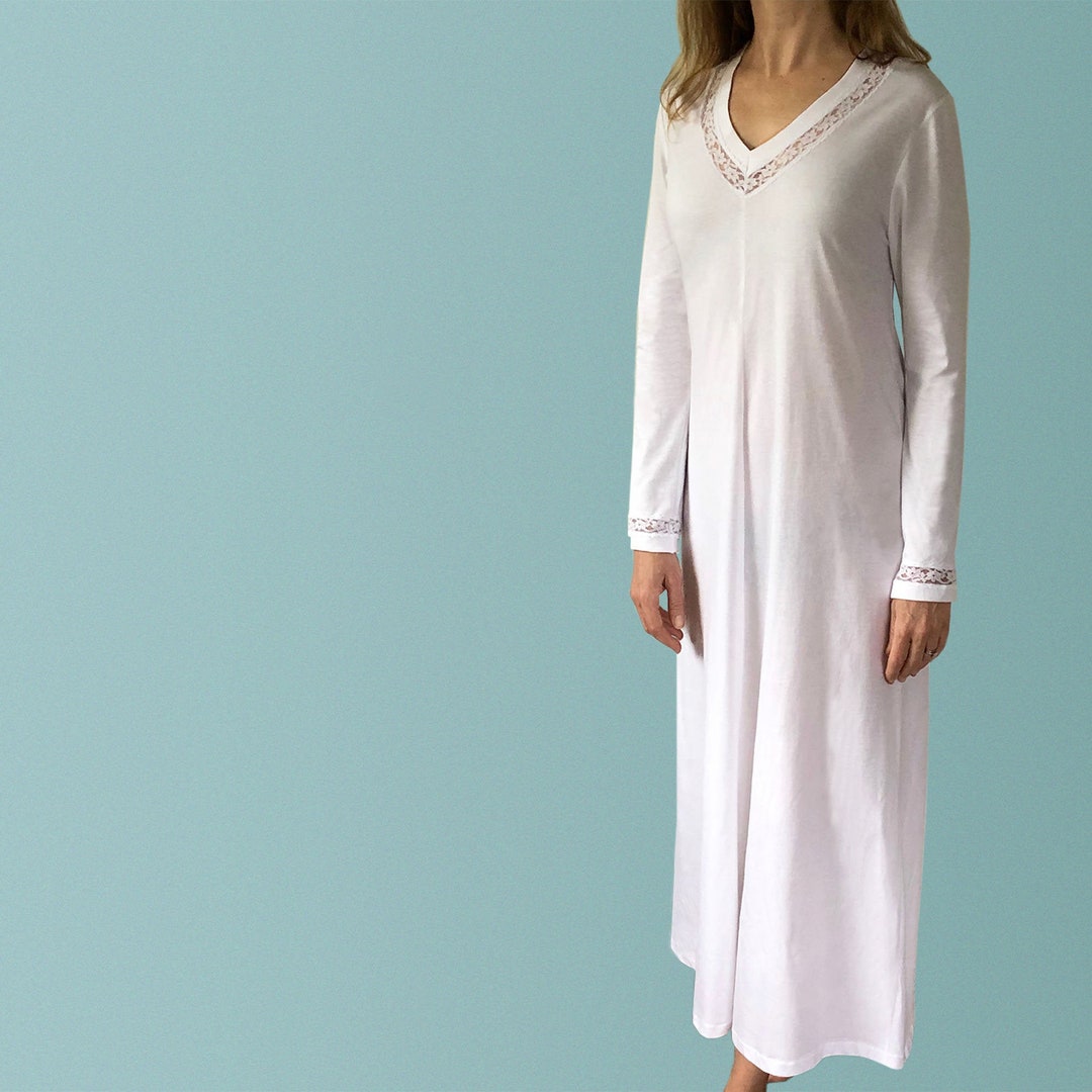 Linclalor Women's 100% Cotton Cuffless Winter Nightdress - Long Sleeve Classic Button-Down Sleepwear (Made In Italy)