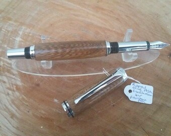 Bespoke handturned rippled olive ash gentlemen junior fountain pen great Christmas gift