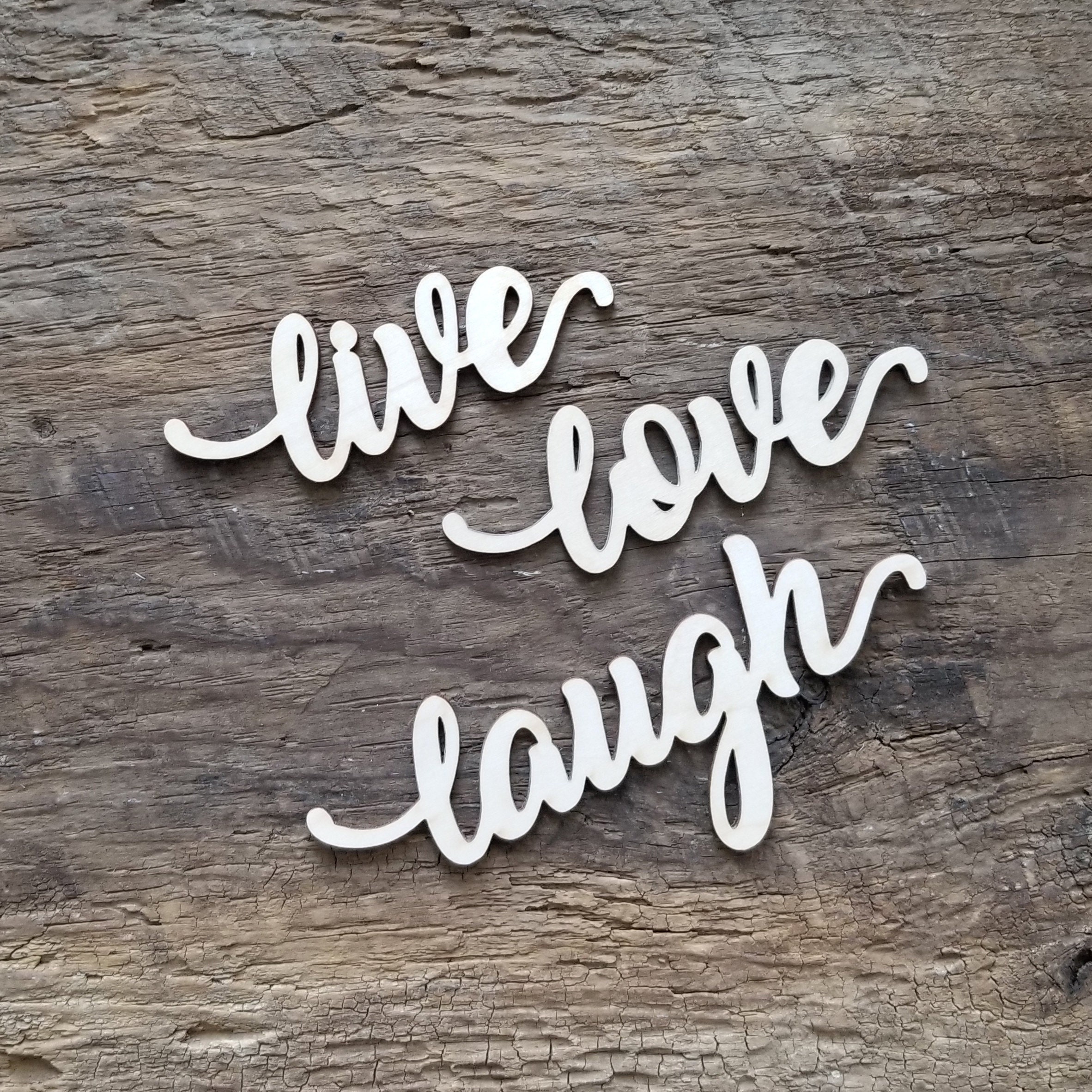 5 tamaños disponibles: hermoso juego de palabras de madera cortadas con láser de 1/8" de grosor "Vive, ama, ríe" para manualidades y carteles de madera