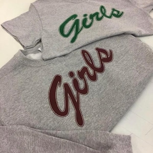 Girls T-Shirt from Friends l Women’s Graphic Tees l UNISEX TEE l Girls Shirt l Friends l 90s Tee l Vintage Tee image 1