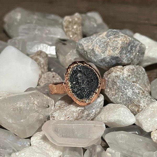 Rare Vintage Black Slag Ring Size 8 1/2 Interesting Air Bubbles Electroformed Ring Copper Hand Textured Medium Wide Ring Iron Ore Slag Ring