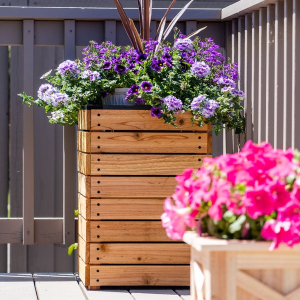 Modern Style Slat Planter Box PLANS