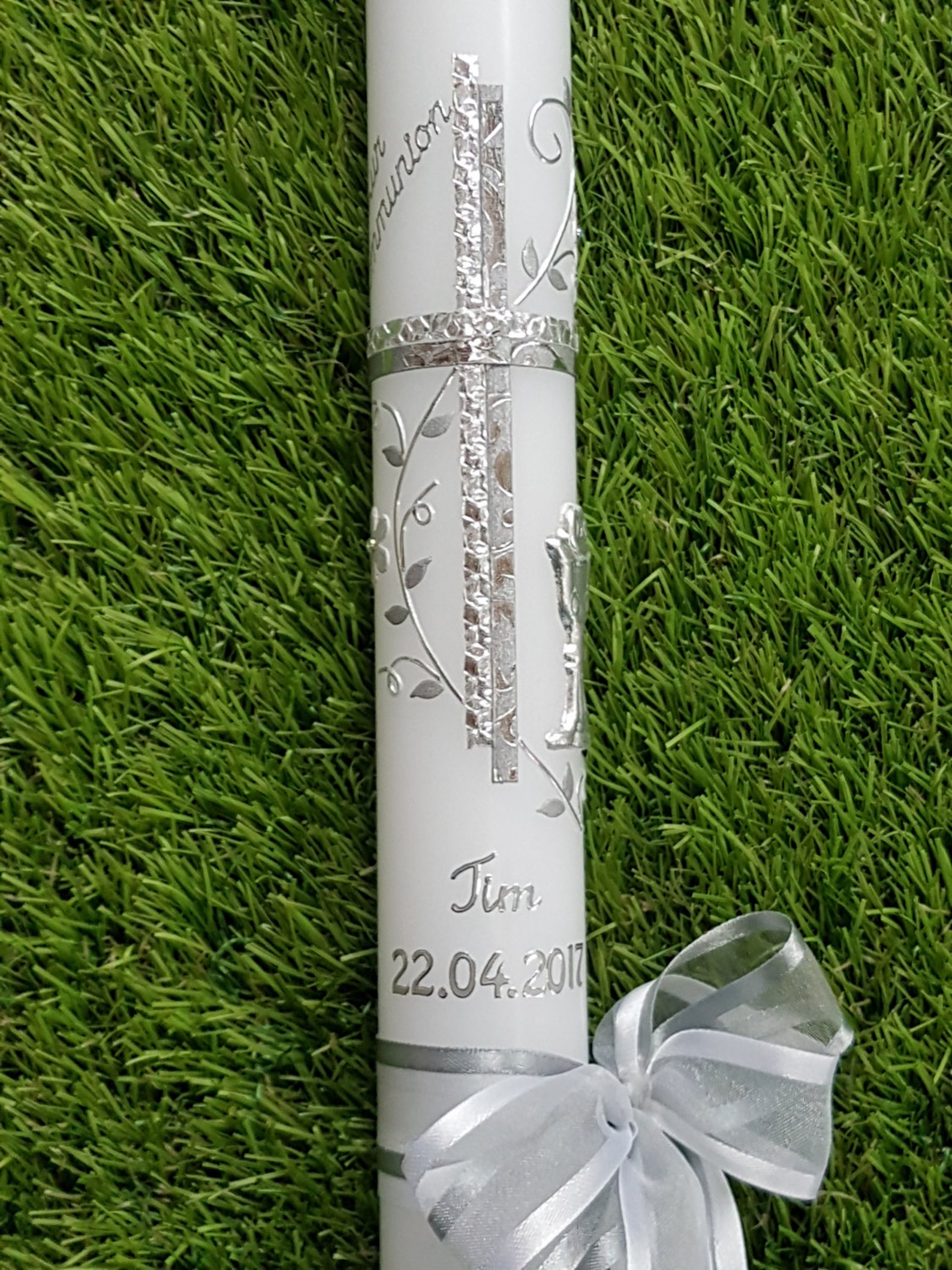 Bougie Communion/Confirmation Poisson Couronne Feuilles - Ø7.5x9cm, 35h Brûlage - Décoration Table