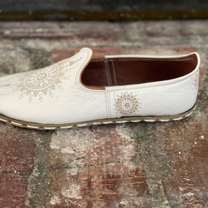 Rhodes White Yemeni Shoes