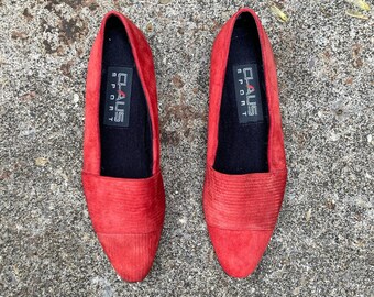 1980s red flats by CHAUS SPORT, size 8N