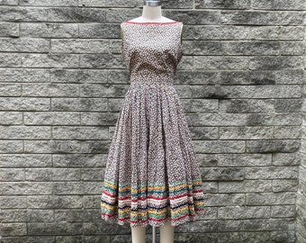 size XS - 1950s floral print patio 2 piece skirt set with ric rac trim