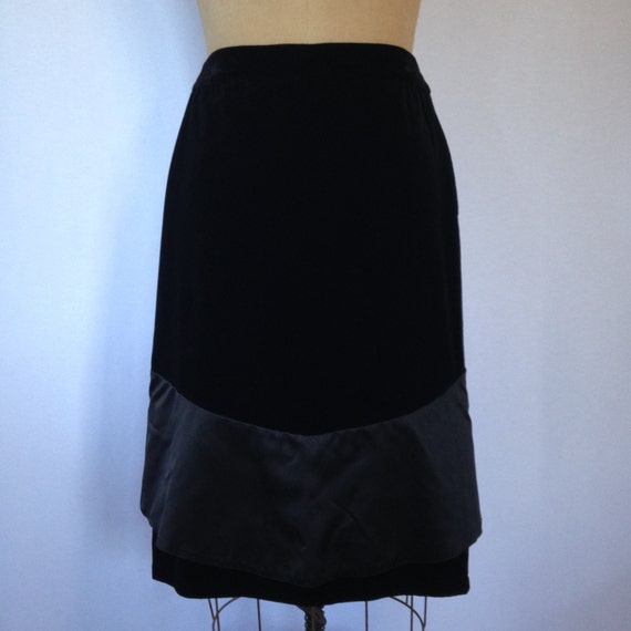 1980s black evening skirt by GIANNI VERSACE SERA,… - image 6