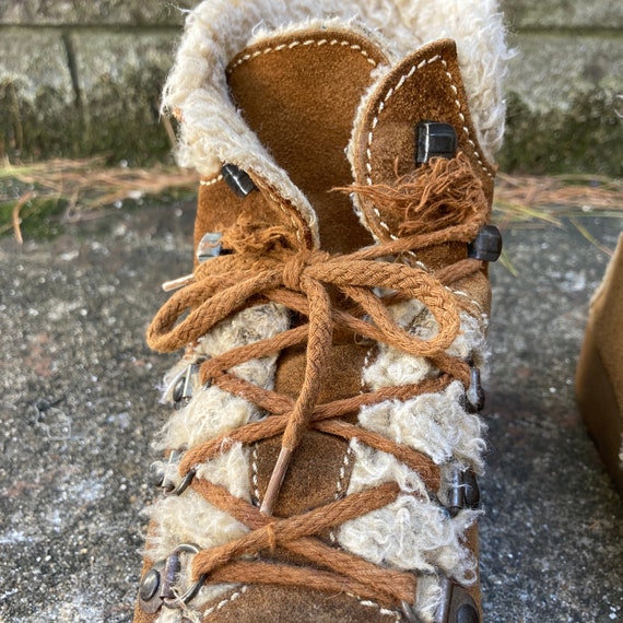 size 7 M - 60s/70s mens shearling boots by FASCIN… - image 8