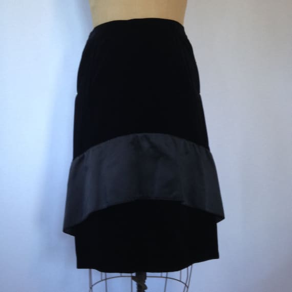 1980s black evening skirt by GIANNI VERSACE SERA,… - image 4