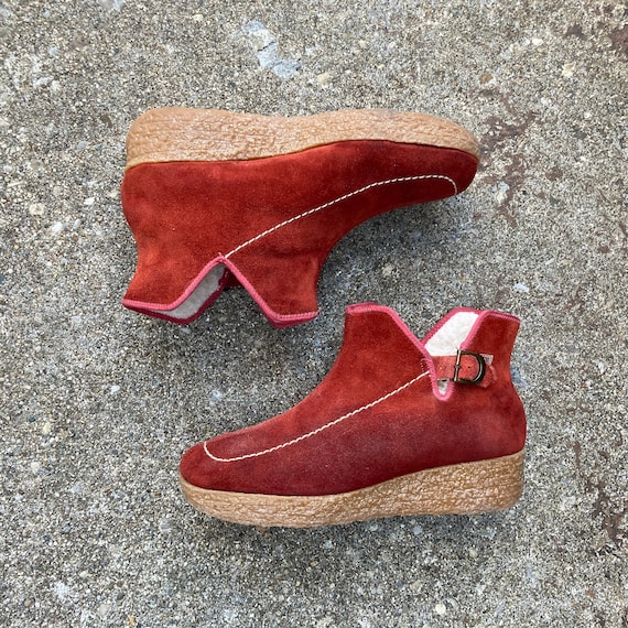 Size 6.5 7 1970s Gum Sole Ankle Boots by OUTDORABLES by Daniel Green Made in USA Etsy