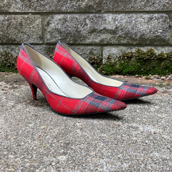 Red plaid pumps sale