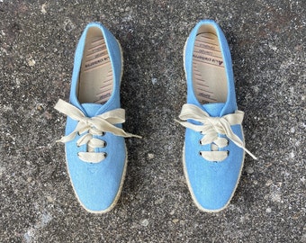 size 7.5 M - DEADSTOCK 1980s denim lace up espadrille flats by LIZ CLAIBORNE