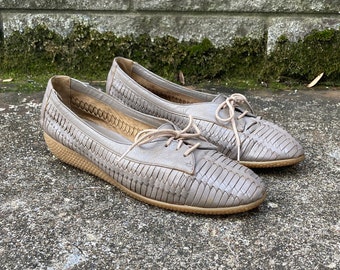 Size 9.5 D - 1970s Loafers by ENDICOTT JOHNSON - Made in USA  display picture 1