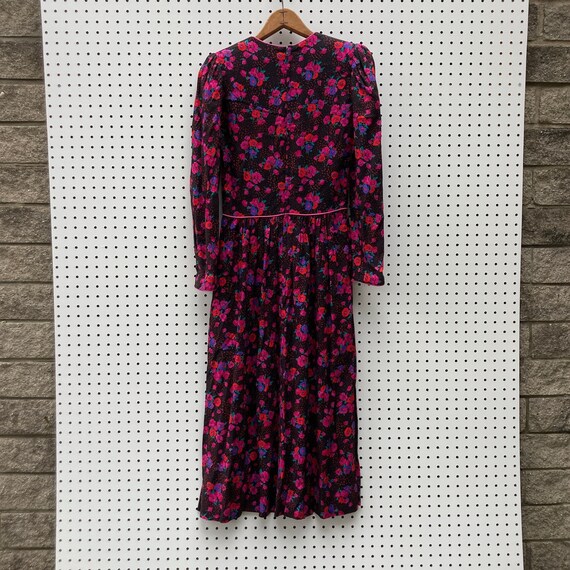 1980s vibrant floral print dress by LANZ ORIGINAL… - image 3