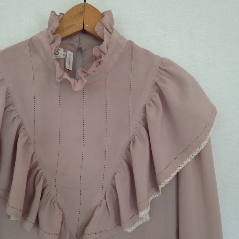 made in HONG KONG sz 12 late 70/'s early 80s dusty mauve blouse by CHAUS