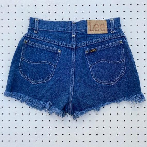 size 11 - 70s/80s high waisted cut offs by LEE - image 2