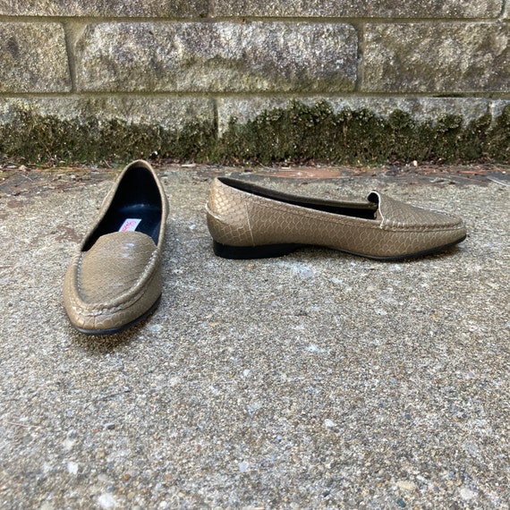 size 7.5 M - 1980s reptile skin print flats by 9 … - image 2