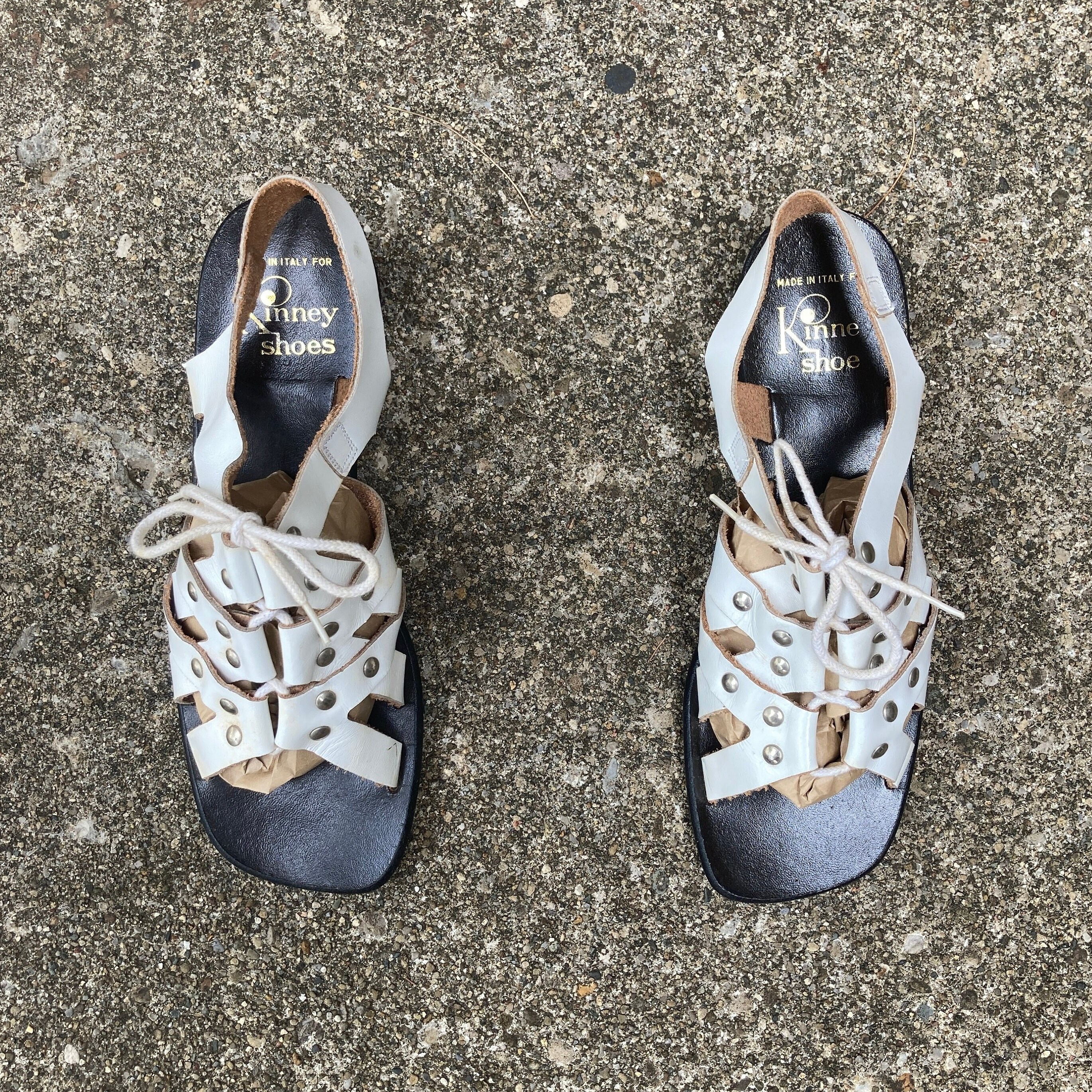 Bass suv shop series sandals