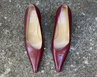 size 7 M - 2000s asymmetrical pumps by FOLIO - made in ITALY