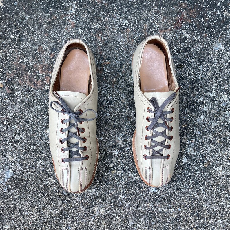 size 7\/7.5 - vintage women's bowling shoes