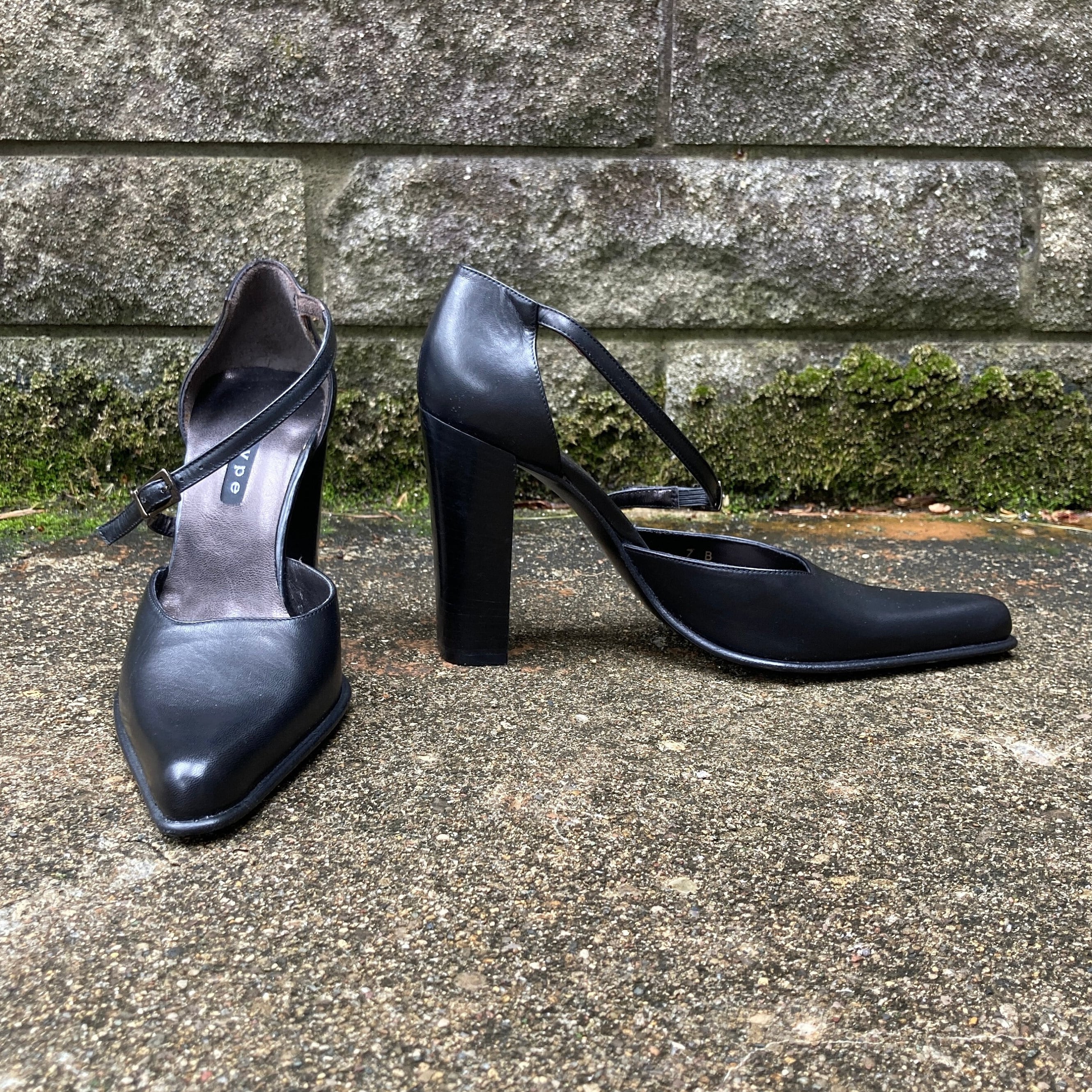 90s High Heel Mary Janes (7.5) — Holy Thrift